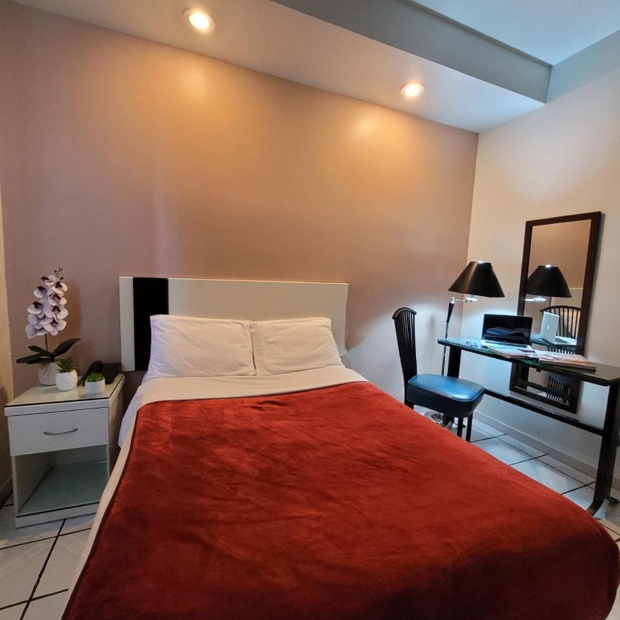 Hotel Cali Blvd.